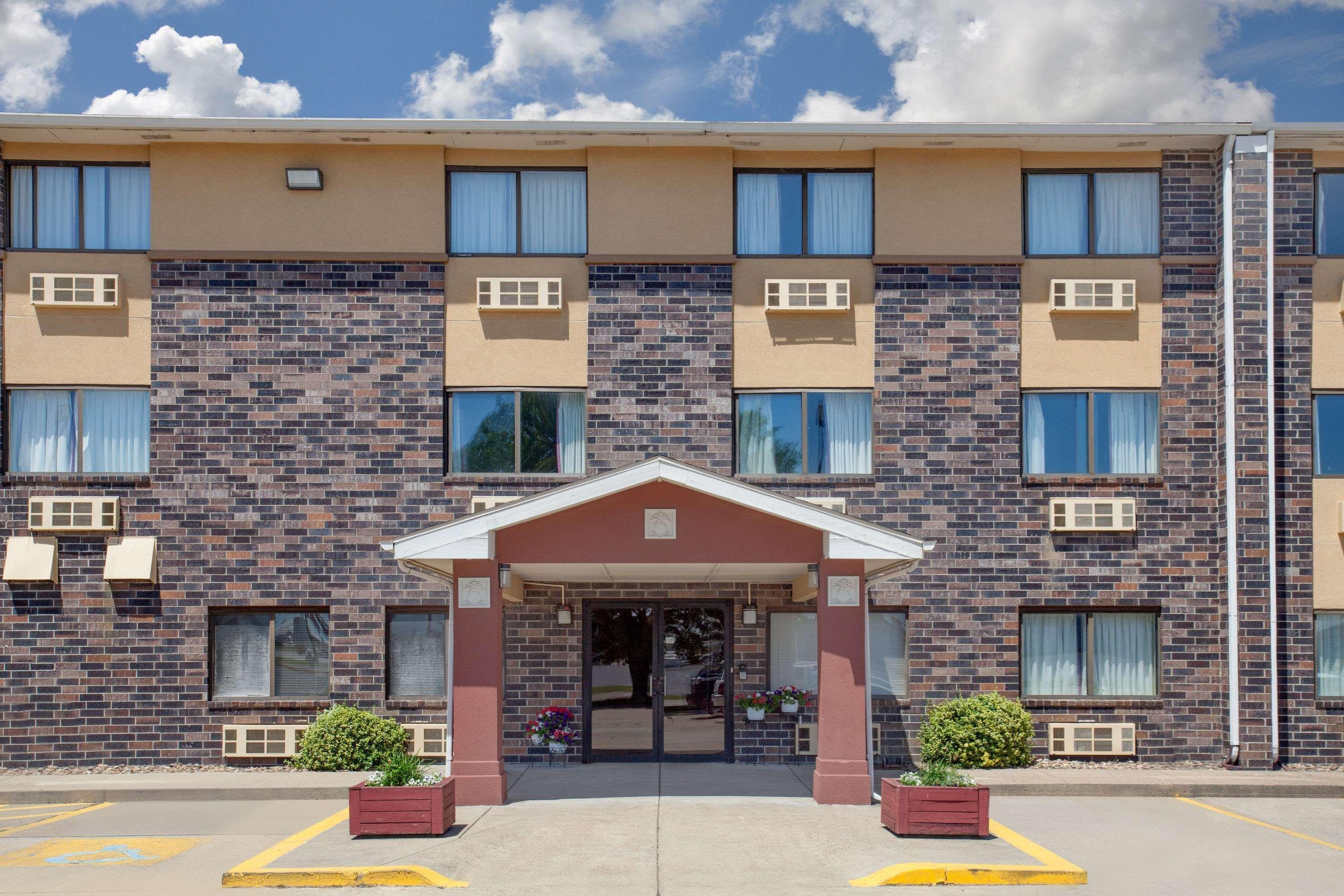 Super 8 By Wyndham East Hotel Evansville